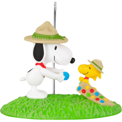HALLMARK KEEPSAKE SNOOPY...