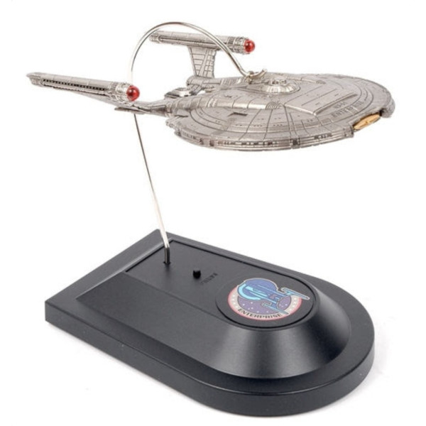HALLMARK KEEPSAKE 2002 ENTERPRISE NX-01ORNAMENT MET GELUID