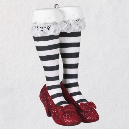 HALLMARK KEEPSAKE THE WIZARD OF OZ RUBY SLIPPERS ORNAMENT 2021