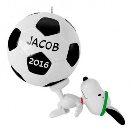SNOOPY HALLMARK KEEPSAKE SNOOPY MET VOETBAL BAL ORNAMENT 2016
